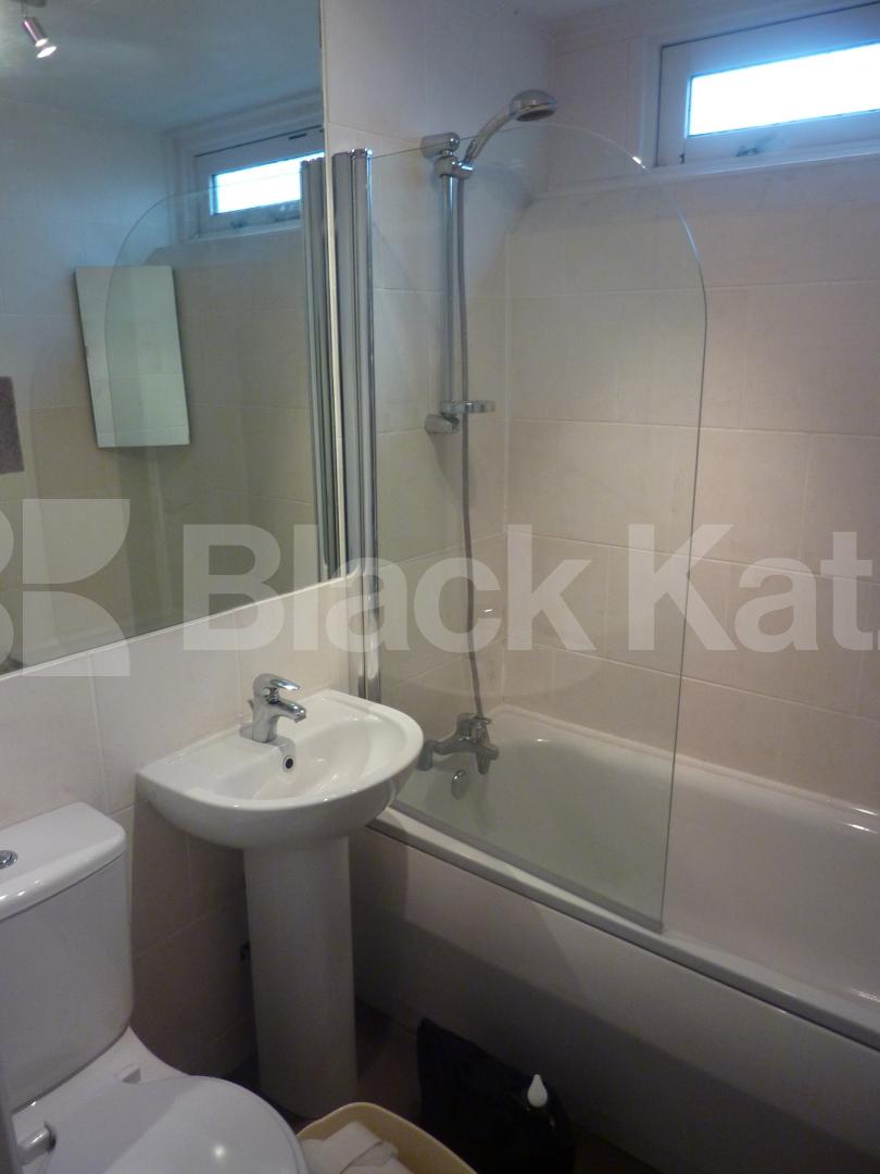 			NEW INSTRUCTION, Studio Apartment, 1 bath, 1 reception Studio			 Broadfield Lane, Camden